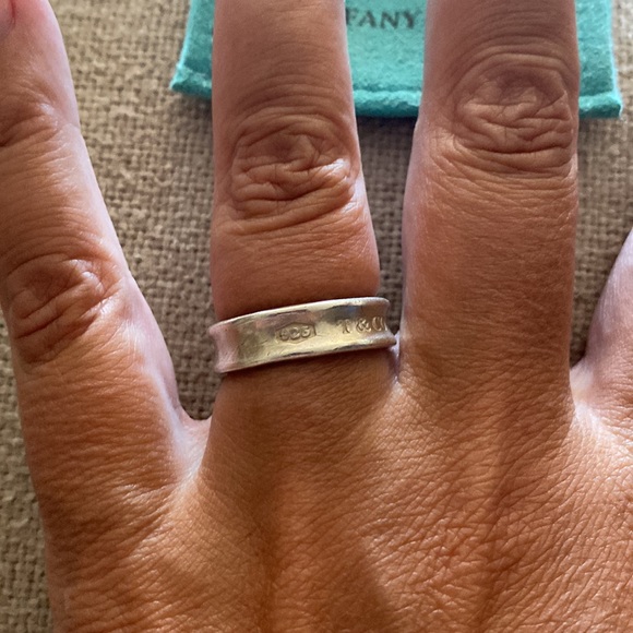 Tiffany & Co sterling silver 1837 ring 6mm size 9.5 - Picture 5 of 5